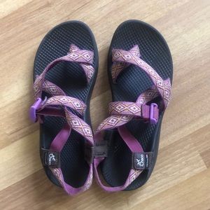 Custom Chacos! Size 10